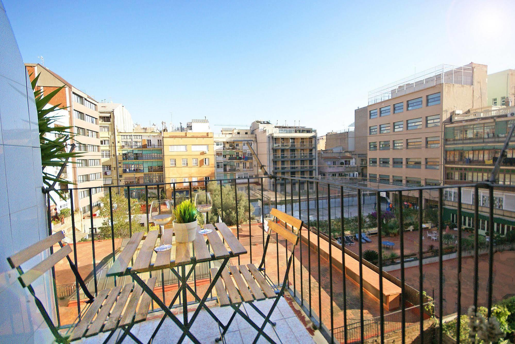 شقة Flateli Aribau برشلونة المظهر الخارجي الصورة